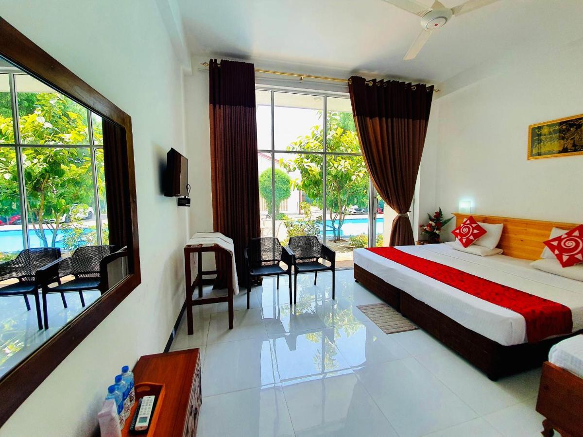 Salubrious Resort Anuradhapura Εξωτερικό φωτογραφία