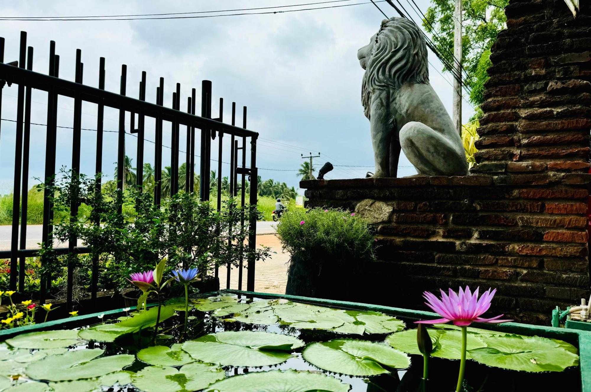 Salubrious Resort Anuradhapura Εξωτερικό φωτογραφία